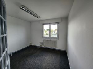 BUREAUX PROFESSIONNELS EYSINES