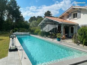 Maison dans quartier calme