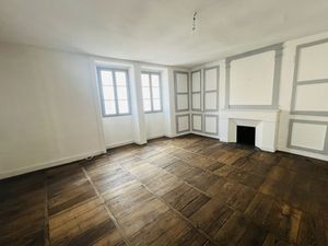 BEL APPARTEMENT + LOCAL PROFESSIONNEL