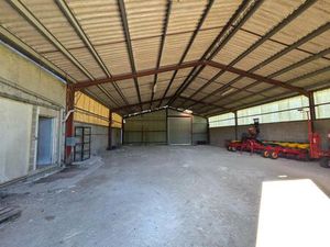 BATIMENT POUR STOCKAGE