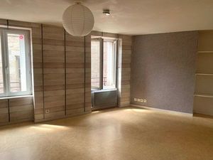AGREABLE APPARTEMENT DE CENTRE VILLE