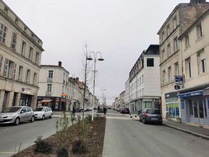 Local Commercial Rochefort centre 55 m²