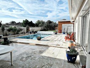 Maison de 145 m² à Saint-Andre-De-Cubzac