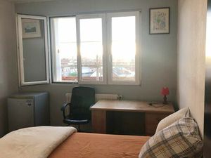 Chambre meublée chez l'habitant Reims