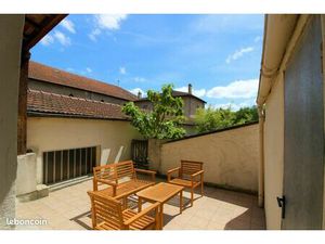 Appart Terrasse au coeur du Pole numérique de Vaise