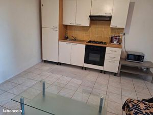 Appartement dans maison de village