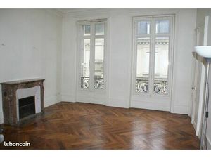 Grand appartement t2 hyper centre cathedrale ralliement