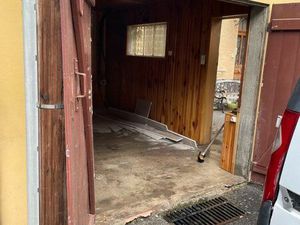 Loue garage 17m2 avec éclairage dans rue privé