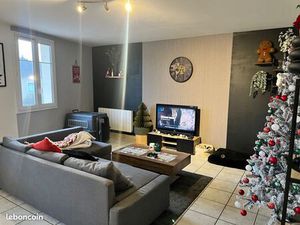 Offre de Location d'un appartement situé au desus de la mairie