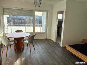 Studio meublé rénové à neuf avec balcon  cave et parking – Sélestat