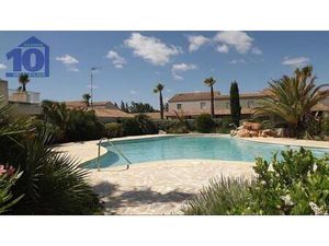 Pavillon T3 avec deux terrasses Résidence sécurisée avec piscine  à 750 m de la plage