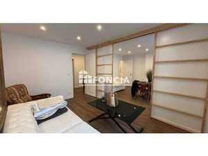 Au Coeur du quartier Mythique de Montmartre 2-3p refait à NEUF