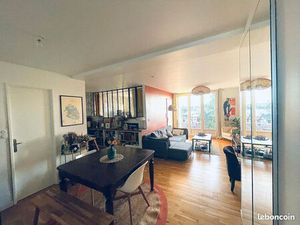 Magnifique T3 à deux pas du parc Blossac