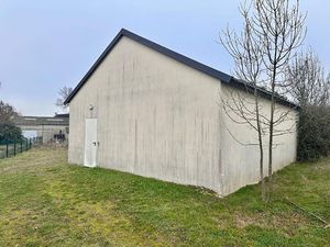 Vente local d'activité  80.00m²  Les Garennes sur Loire