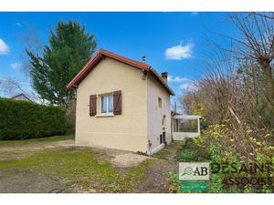 Maison 3 pièces en impasse  au calme  à Esbly