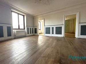 Appartement Buhl 5 pièce(s) 81 m2 4 CH avec garage grenier et cave