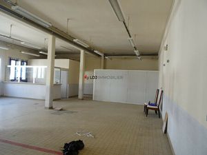 Local commercial 200m²