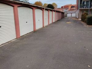 Garage dans résidence privée