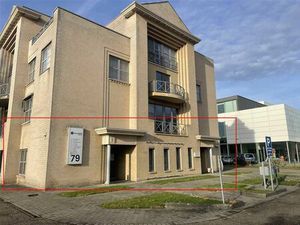 Bureaux à louer à Gouverneur Roppesingel 79 Hasselt (RBU90385)