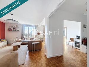 Appartement 4 pièces de 93m2 à Courbevoie Kilford  cave et parking.
