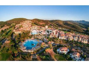 1700 logements à votre porte : Resto 56m²