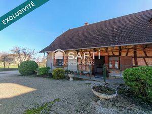 Maison type bressan avec dépendances  à rénover