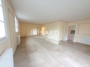 190 m² habitable plus 110 m² aménageables.