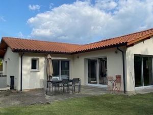 Maison moderne au coeur de la forêt des Landes