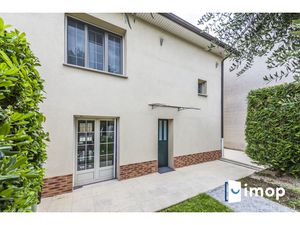 Maison avec exterieur proche métro ligne 14