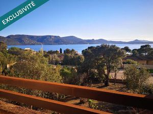 Maison belle vue mer à moins de 150 m de la plage