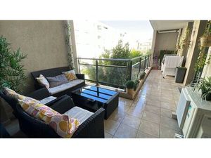 Trois pièces meublé de 70m² avec parking et terrasse de 30m²