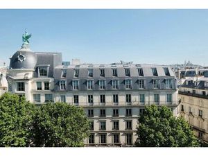 PARIS VIII - QUARTIER ST LAZARE / HAUSSMANN - BEAU 2P - 54M2 - DERNIER ETAGE