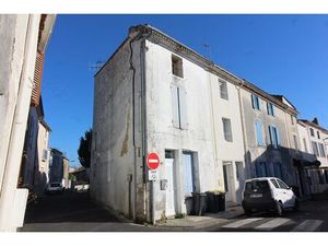 Immeuble de rapport T4 +T2 idéalement situé  en plein coeur d