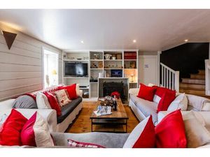 Vente Chalet de luxe L'Alpe d'Huez 13 Pièces 444 m² <meta name="description" content="Déco