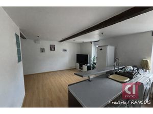 À vendre : Appartement 3 pièces à Forcalqueiret -