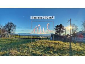 MONTFERRAT  Terrain 740 m²