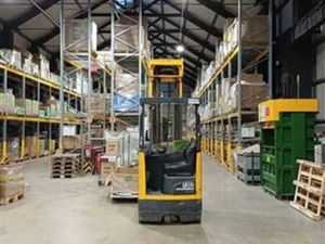 Location local d'activités LE CHEYLAS 1 500 m²