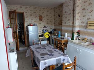 Vente maison 2 pièces 64 m² Le Veurdre (03320)