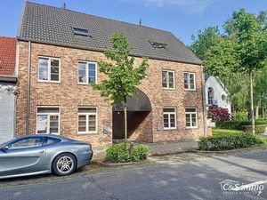 Huis te huur in Brasschaat met 4 slaapkamers