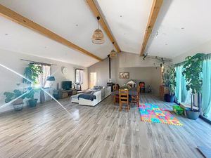 Vente maison 5 pièces 203 m² Saint-Étienne-du-Bois (01370)