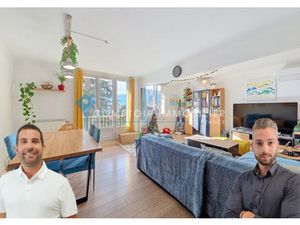 Appartement 4pièce(s) 3chambre(s) 81 m² La Tronche (38700)