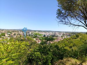 Maison 4pièce(s) 3chambre(s) 98 m² Alès (30100)