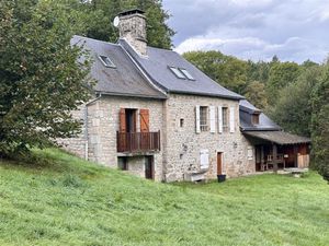 Superbe Moulin Restauré sur plus d'un hectare