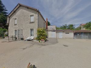 Maison La Roche Posay