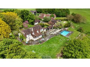 Maison Vicq Sur Gartempe 380 m²