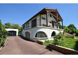 Maison de luxe de 6 pièces en vente à Montmorency  France