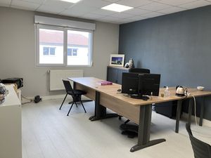 Location Local commercial 24m² VALENCE 26000