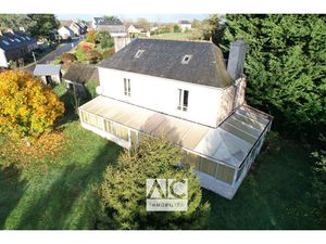 Maison 6 pièces  142m2 habitables  LE FAOUËT