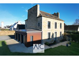 Maison de Maître  11 pièces  225m2  LANVOLLON (22290)