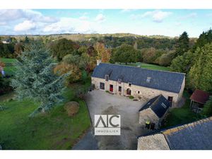 Longère en pierre  8 pièces  190m2  BOQUEHO (22170)